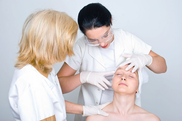 Examination of the patient's face before the botulinum treatment
